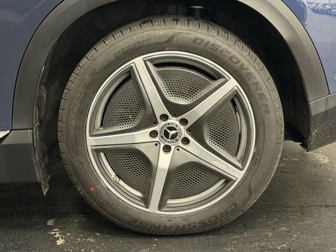 Certified 2023 Mercedes-Benz EQE 500 4MATIC SUV image 17