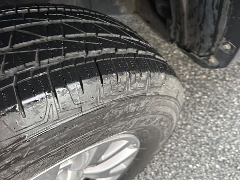 Used 2018 Toyota Tacoma SR5 image 34