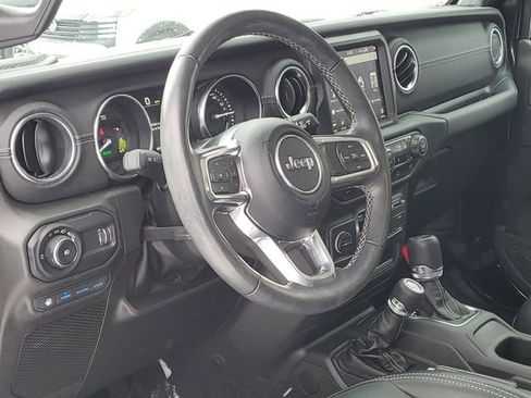 Used 2023 Jeep Wrangler Unlimited Sahara w/ Cold Weather Group image 6