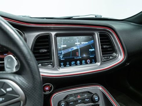 Used 2016 Dodge Challenger SRT Hellcat image 25