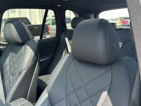 Used 2024 BMW X5 xDrive40i w/ Premium Package AWD/4WD image 18