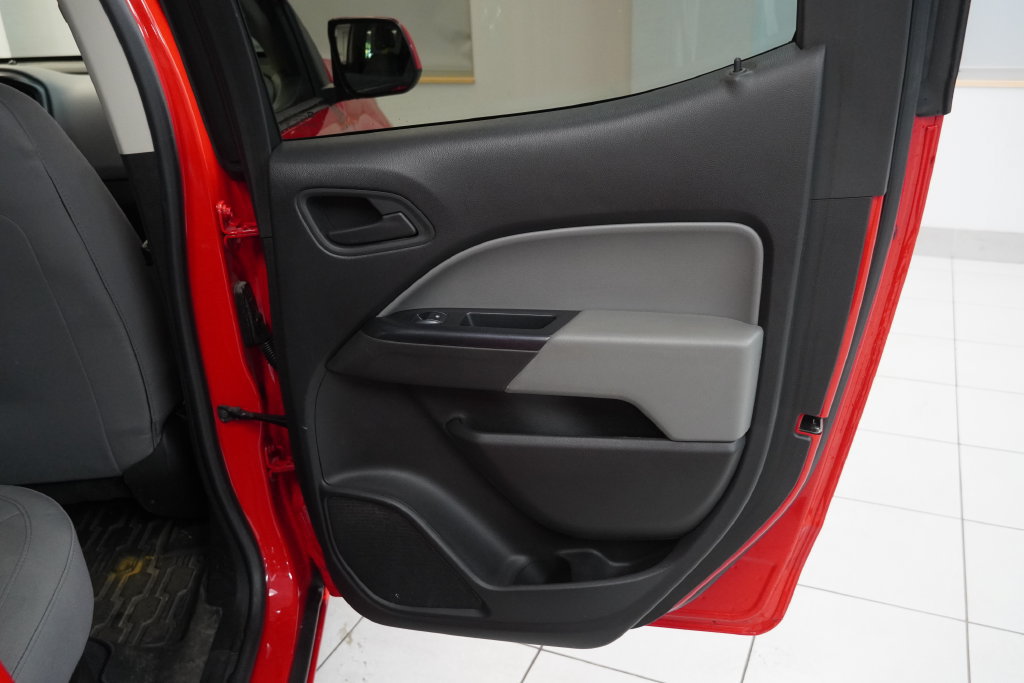 Used 2019 Chevrolet Colorado W/T w/ Custom Special Edition AWD/4WD image 21