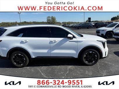 Used 2024 Kia Sorento S w/ Panoramic Sunroof Package