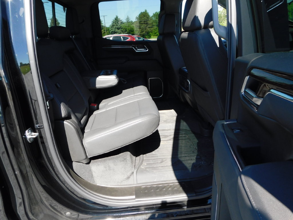 Used 2025 GMC Sierra 1500 Elevation w/ Elevation Premium Package AWD/4WD image 27