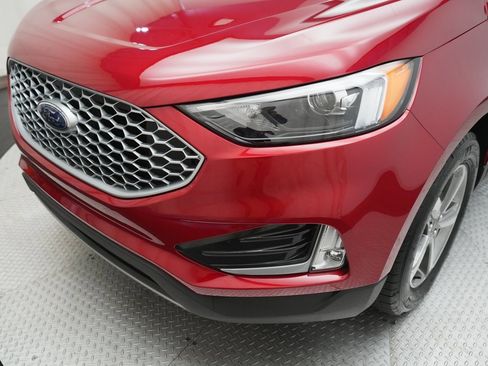 Used 2024 Ford Edge SEL w/ Convenience Package image 23