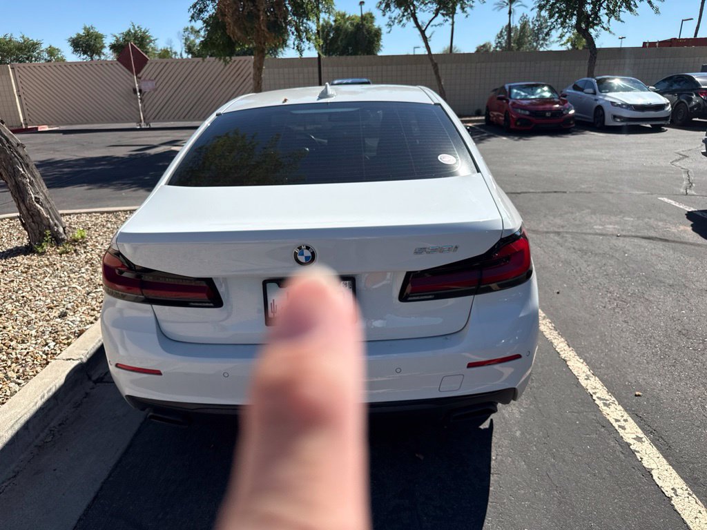 Used 2022 BMW 530i w/ Convenience Package RWD image 5