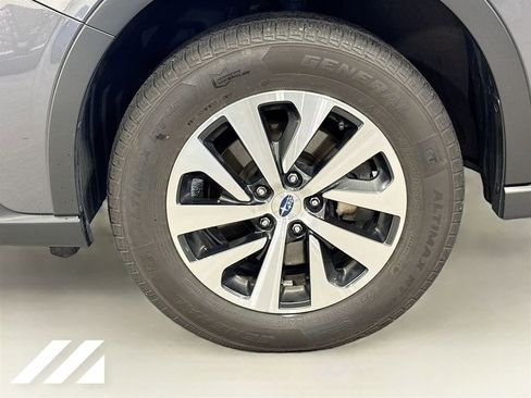 Used 2022 Subaru Outback Premium AWD/4WD image 31