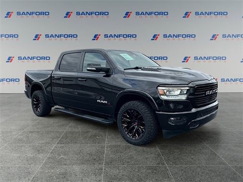 Used 2022 RAM 1500 Laramie w/ Sport Appearance Package image 7