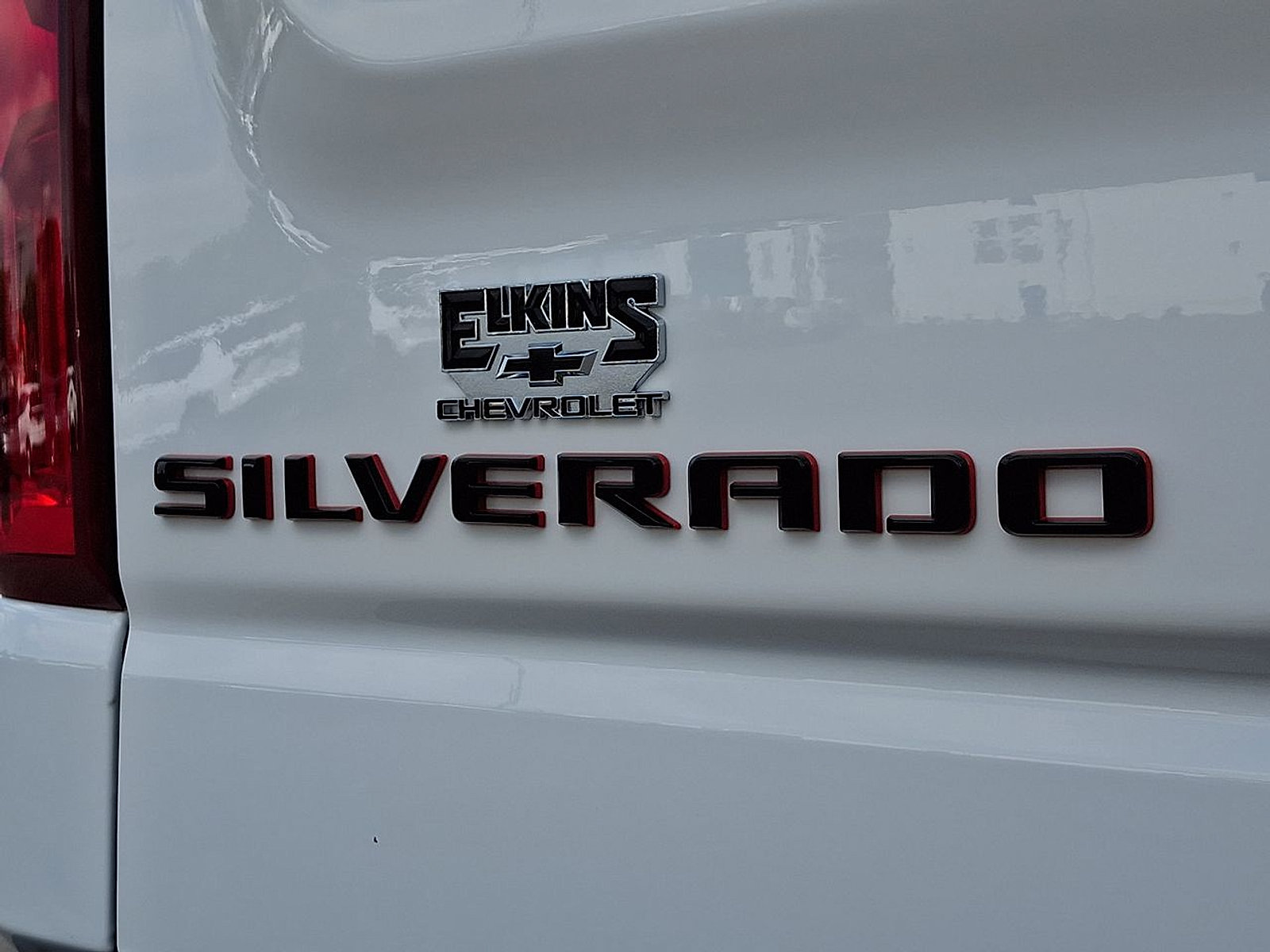 New 2026 Chevrolet Silverado 1500 RST w/ Redline Edition AWD/4WD image 19