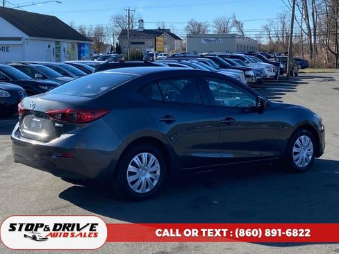 Used 2015 MAZDA MAZDA3 i SV image 5