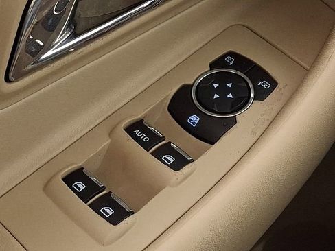 Used 2014 Ford Taurus SEL w/ Equipment Group 201A image 24