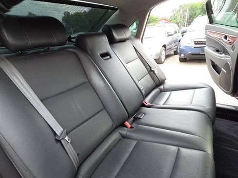 Used 2015 Hyundai Equus Signature RWD image 50