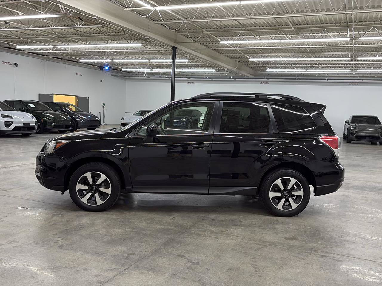 Used 2017 Subaru Forester 2.5i Limited w/ Popular Package #2 AWD/4WD image 12