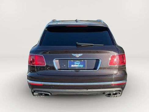 Used 2018 Bentley Bentayga Onyx Edition image 14