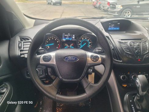 Used 2016 Ford Escape SE image 14