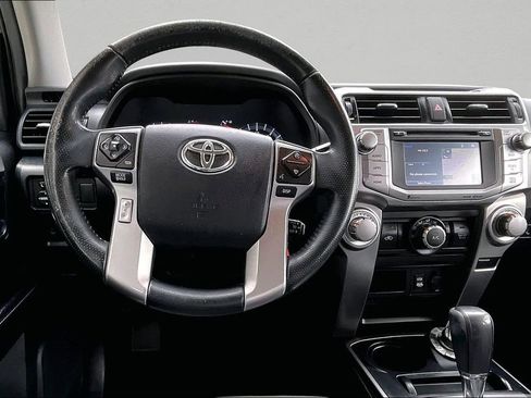 Used 2016 Toyota 4Runner SR5 Premium AWD/4WD image 7