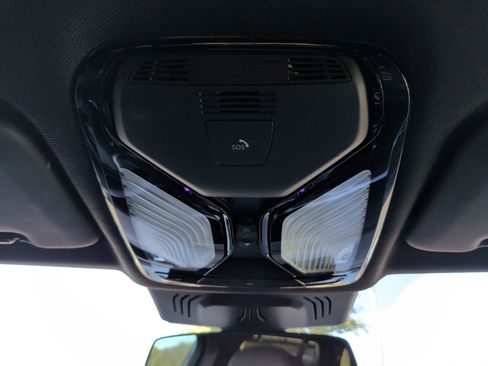 Used 2023 BMW X5 xDrive45e w/ Executive Package image 31