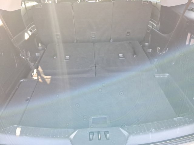 Used 2020 Ford Explorer XLT AWD/4WD image 29