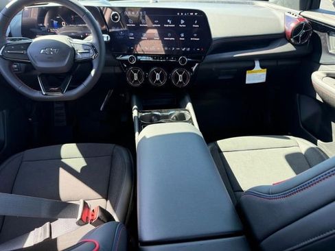 New 2026 Chevrolet Blazer EV RS image 8