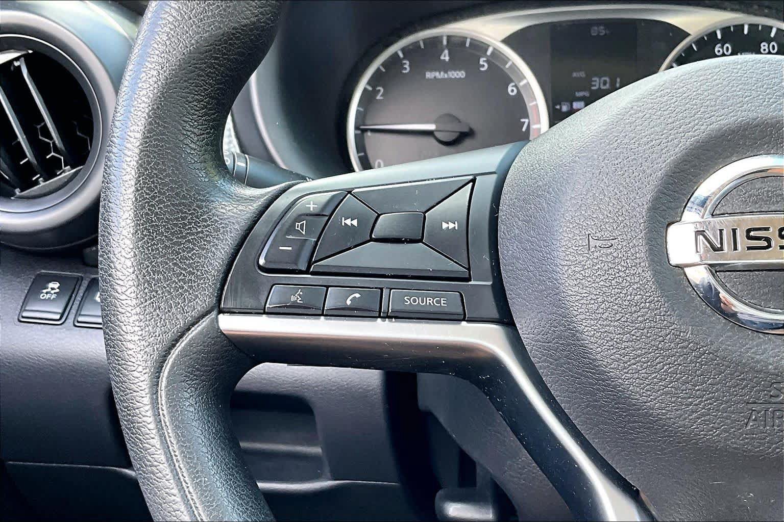 Used 2019 Nissan Kicks S FWD image 24