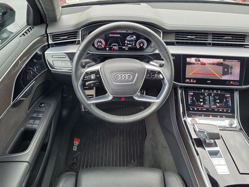 Used 2021 Audi S8 L w/ S8 Executive Package AWD/4WD image 18
