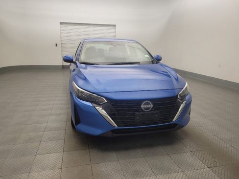 Used 2024 Nissan Sentra SV FWD image 14