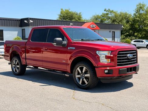 Used 2015 Ford F150 XLT w/ Equipment Group 302A Luxury AWD/4WD image 3