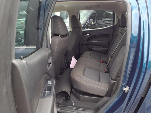 Used 2020 Chevrolet Colorado LT AWD/4WD image 30