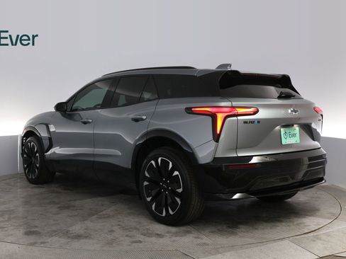 Used 2024 Chevrolet Blazer EV RS AWD/4WD image 17