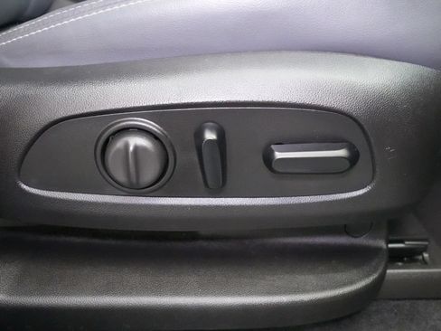 Used 2018 Buick Enclave Premium w/ Experience Buick Package FWD image 36