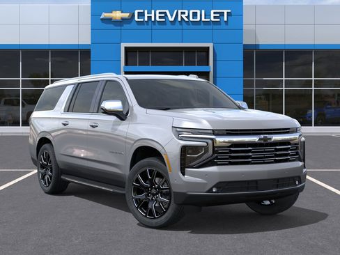 New 2026 Chevrolet Suburban Premier w/ Sun And Tow Package AWD/4WD image 31