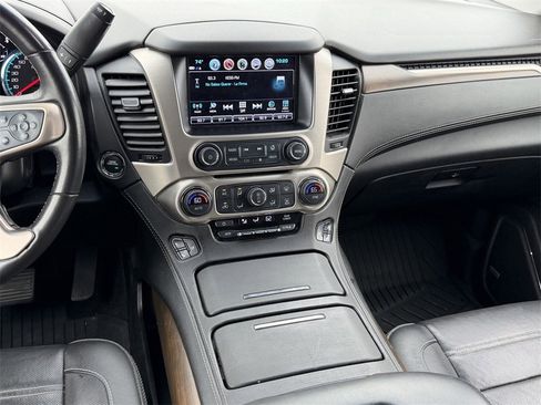Used 2018 GMC Yukon XL Denali w/ Denali Ultimate Package image 16
