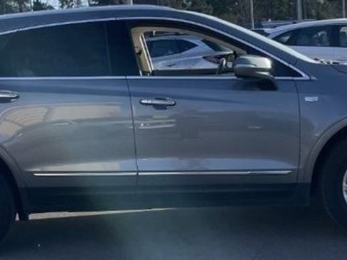 Used 2020 Cadillac XT5 Premium Luxury w/ LPO, Floor Liner Package image 6