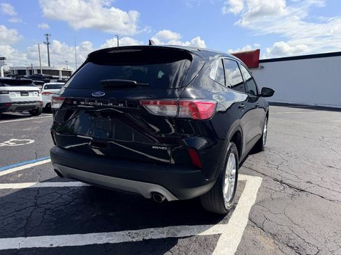 Used 2021 Ford Escape SE AWD/4WD image 8