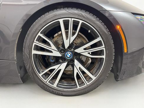 Used 2015 BMW i8 AWD/4WD image 32