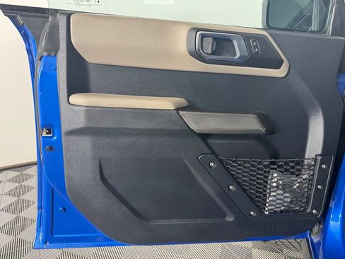Used 2022 Ford Bronco Wildtrak AWD/4WD image 9