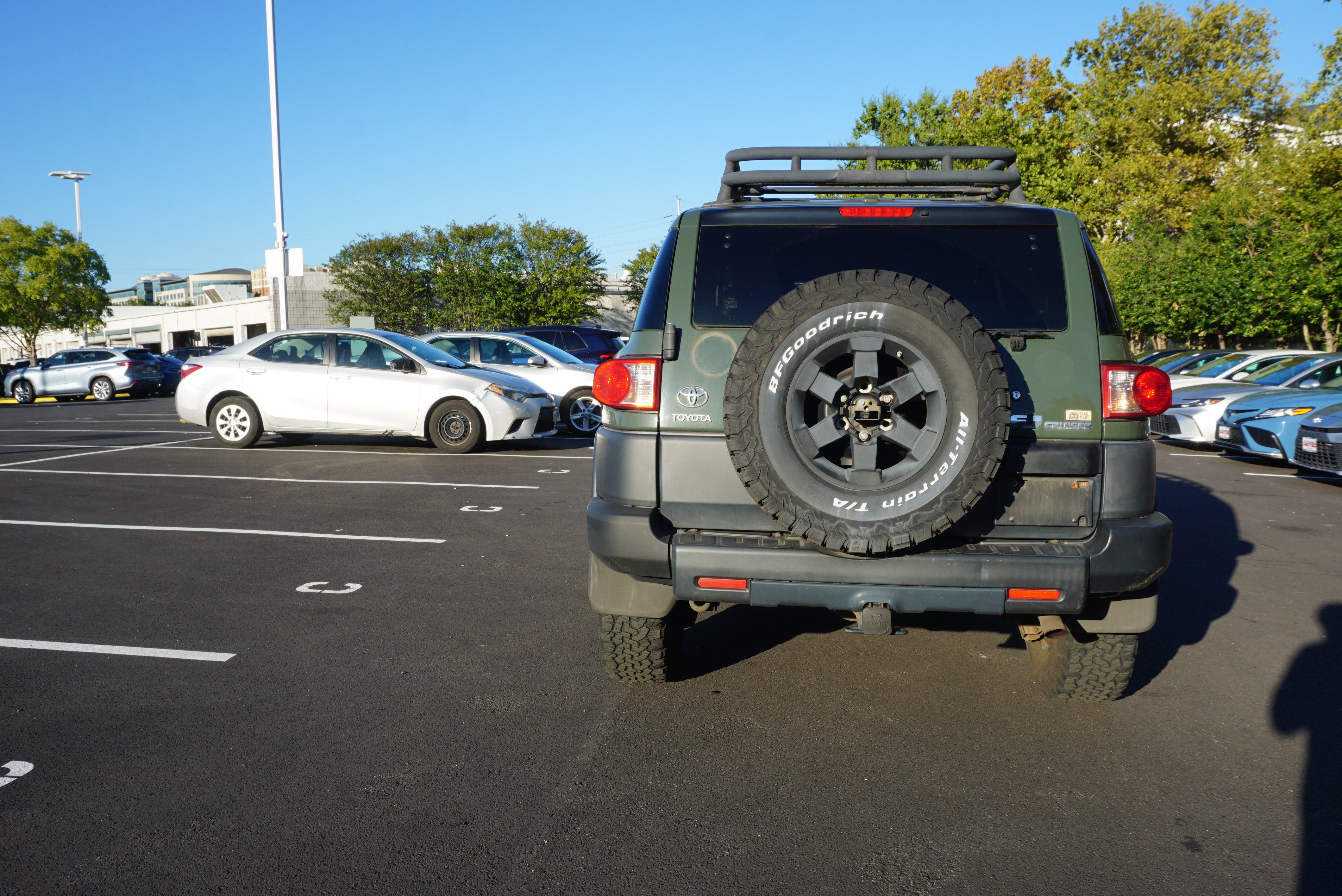 Used 2011 Toyota FJ Cruiser 4WD w/ Trail Teams Special Edition image 4