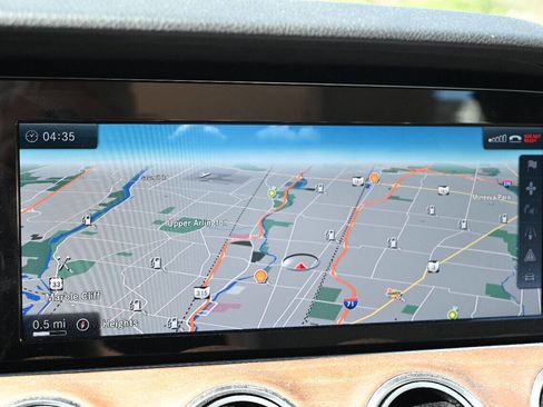 Used 2017 Mercedes-Benz E 300 image 23