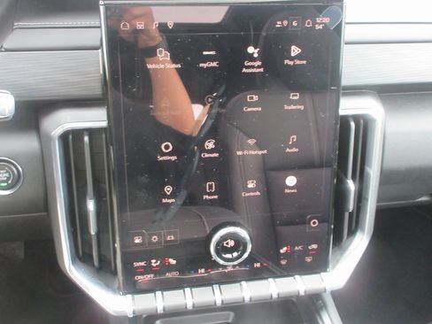 New 2026 GMC Acadia Elevation image 19