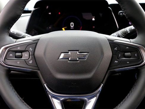 Used 2024 Chevrolet Trax ACTIV image 12