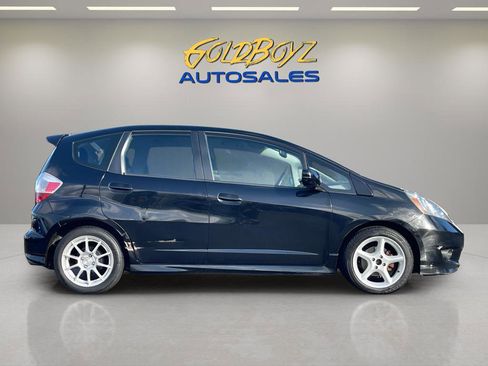 Used 2010 Honda Fit Sport image 3