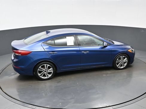 Used 2017 Hyundai Elantra Limited FWD image 36