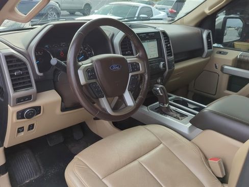 Used 2018 Ford F150 Lariat w/ Equipment Group 502A Luxury image 11