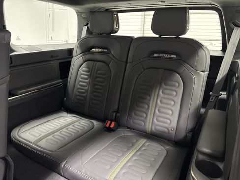 Used 2025 Rivian R1S Adventure AWD/4WD image 25