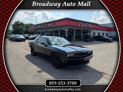 Used 2014 Dodge Challenger SXT
