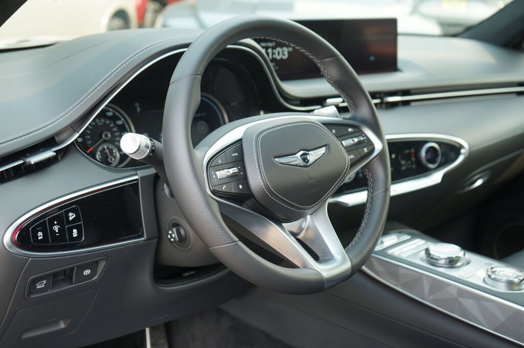 Used 2024 Genesis GV70 3.5T Sport w/ Sport Advanced Package AWD/4WD image 13
