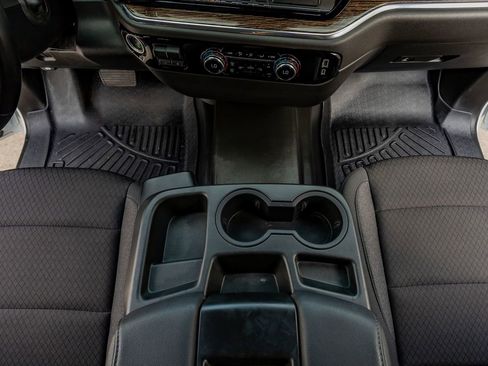 Used 2024 GMC Sierra 3500 SLE image 28