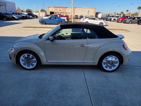 Used 2019 Volkswagen Beetle 2.0T Final Edition SEL image 10