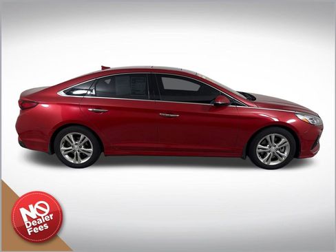 Used 2018 Hyundai Sonata Limited w/ Limited Ultimate Package 03 FWD image 2