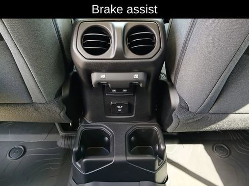 New 2025 Jeep Wrangler Sahara w/ Technology Group image 29